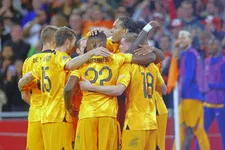 Thumbnail for article: Hoe Louis van Gaal Oranje (opnieuw) naar zijn hand zette