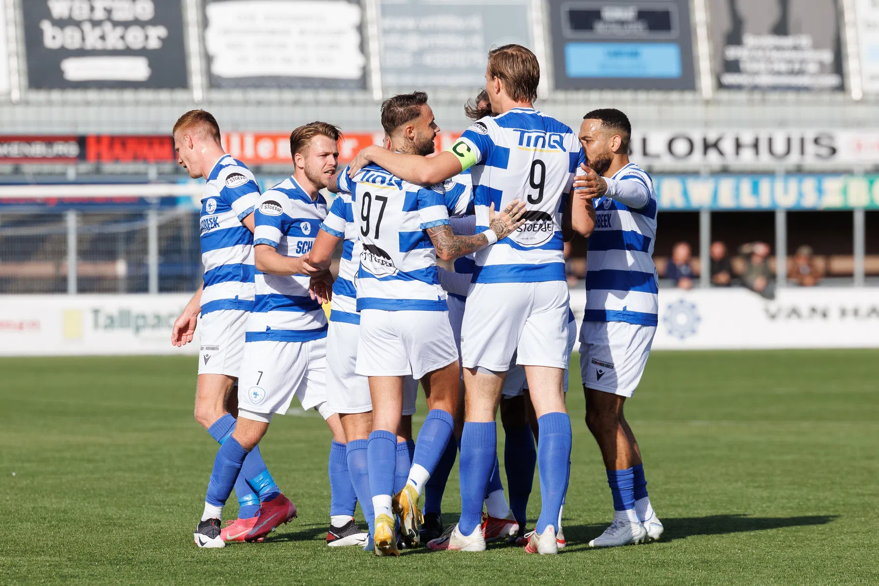 Dieptepunt in rumoer rondom Spakenburg: volledige bestuur stapt op