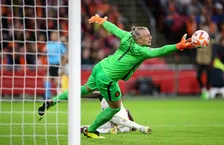 Thumbnail for article: Keeperskwestie Qatar: 'Van Gaal is niet consequent in zijn keuzes'