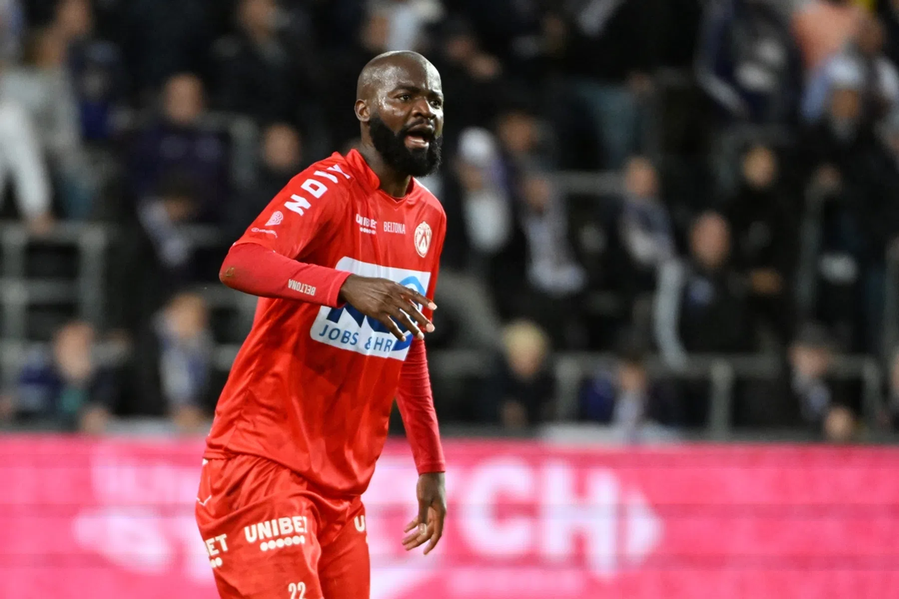 Lamkel Zé provoceert verder via Instagram, 'akkefietje met Van Bommel' 