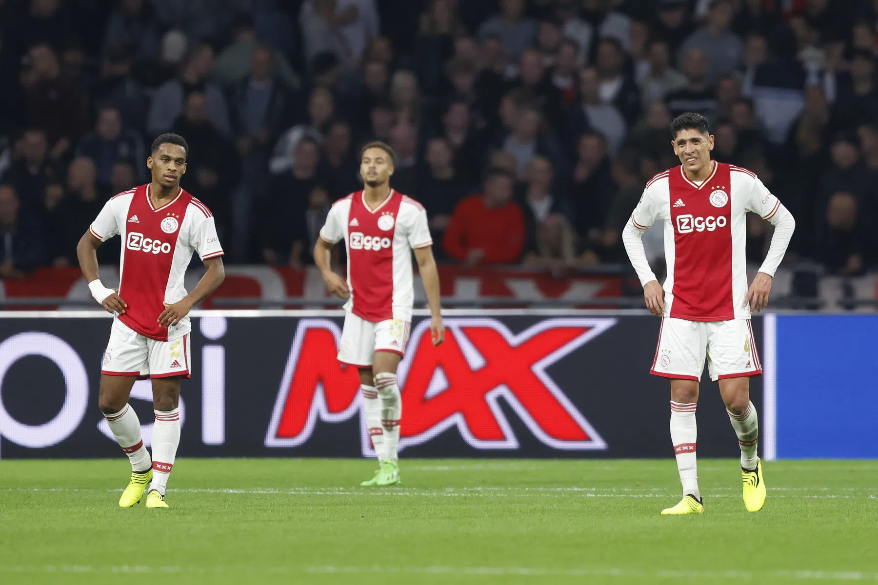 Historische nederlaag Ajax ook in dramatische rapportcijfers terug te zien