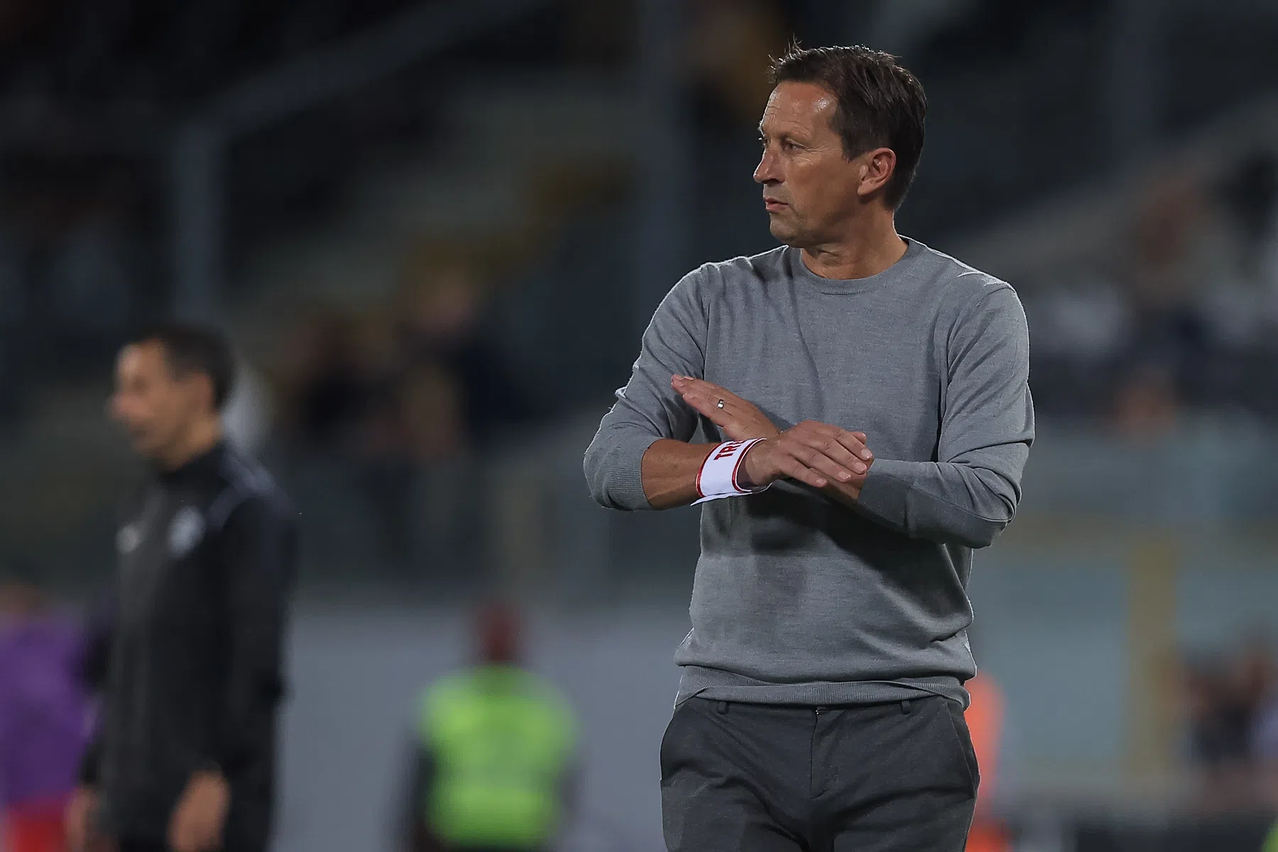 Schmidt voor kraker tegen PSG: 'Zullen alle middelen nodig hebben'