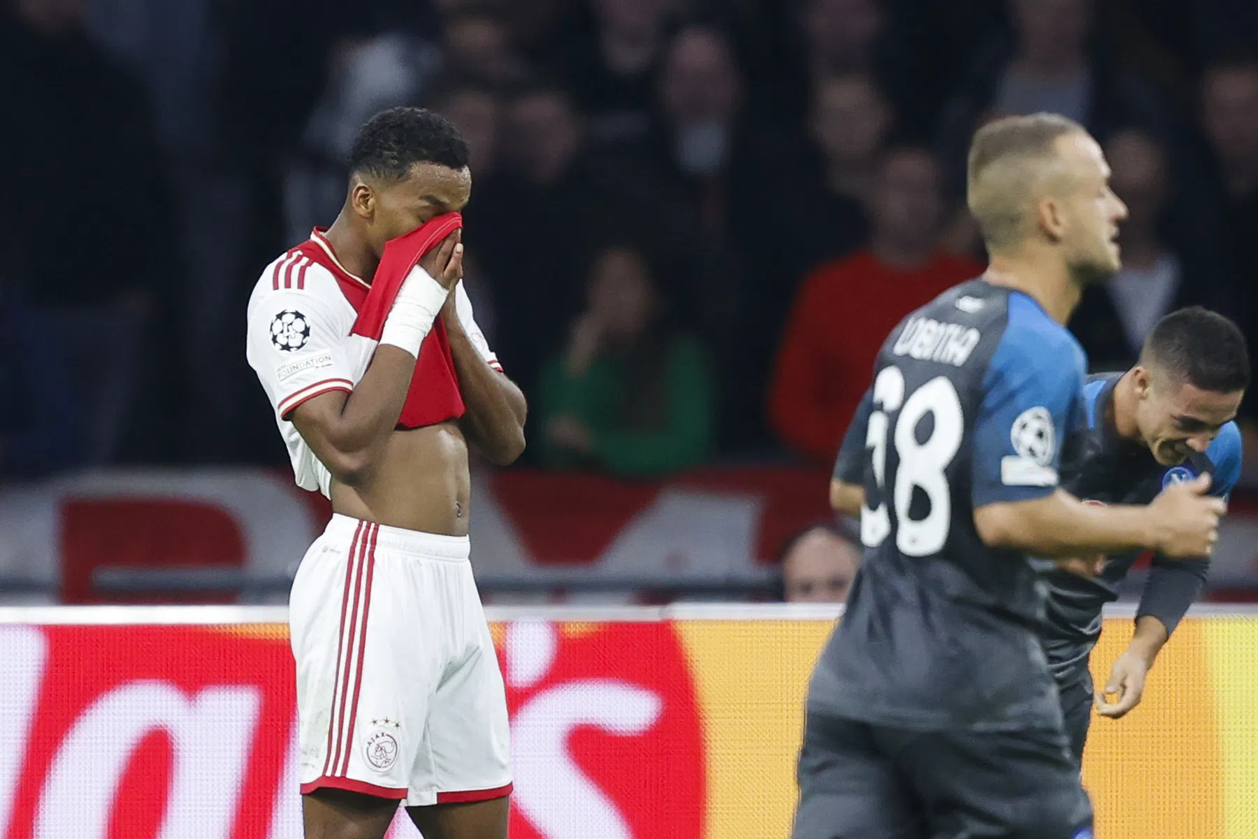 De cijfers achter de historische afgang van Ajax