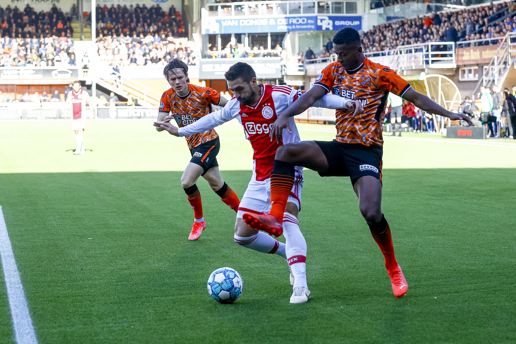 Uitgerekend veelbesproken Tadic is eindelijk los bij Ajax