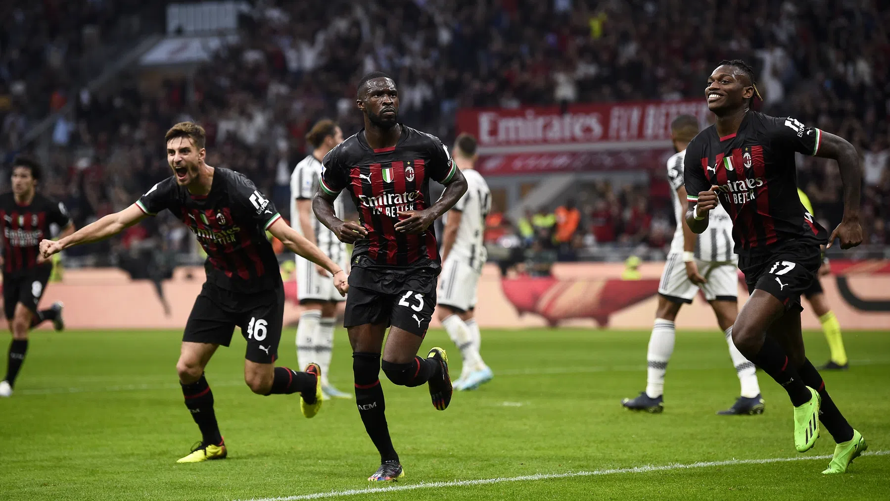 Milan herstelt zich van Chelsea-debacle en drukt Juve dieper in de zorgen
