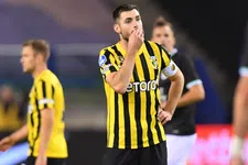 Thumbnail for article: Degradatie voorlopig taboewoord bij Vitesse: 'Ik geloof in een ommekeer'