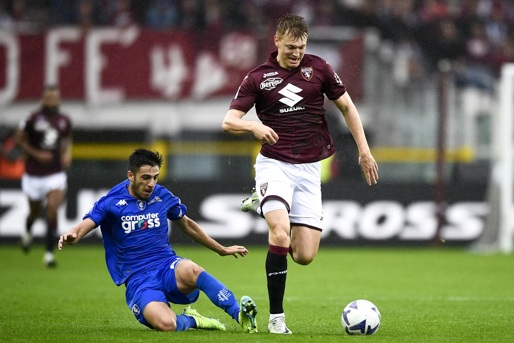 Trainer is vol lof over Schuurs en hint op kans tegen topclub