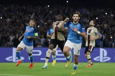 Thumbnail for article: Khvicha Kvaratskhelia en de ruimtes die je pas ziet als je daarnaar op zoek gaat