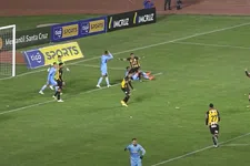 Thumbnail for article: Superclásico in Bolivia krijgt krankzinnige ontknoping: 'Mooi en magisch tegelijk'