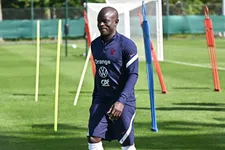 Thumbnail for article: 'Klap voor Frankrijk: geblesseerde Kanté niet op tijd hersteld voor WK'