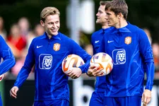 Thumbnail for article: Waarom Frenkie de Jong veel gehad heeft aan De Roon
