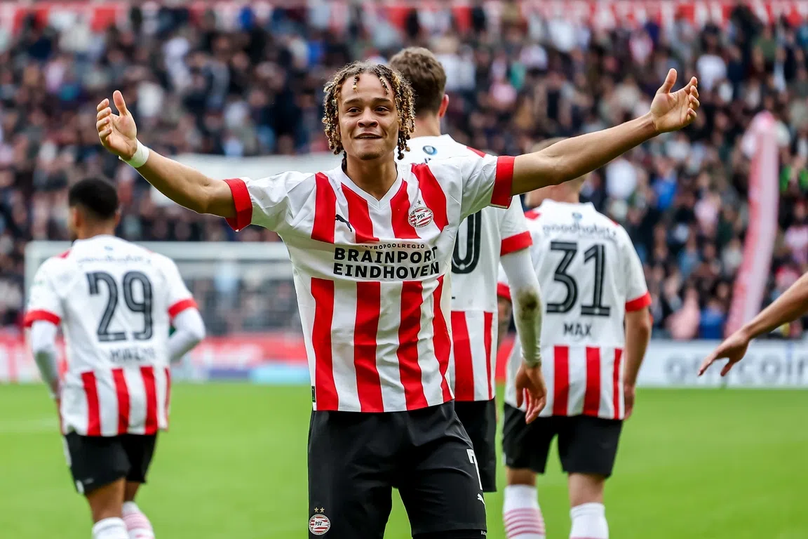 Goaltjesdief Simons over WK-droom: 'Eerst presteren bij PSV'
