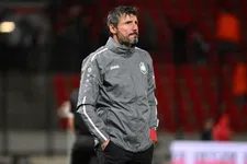 Thumbnail for article: Van Bommel ziet onherkenbaar Antwerp: drie tegengoals in negen minuten
