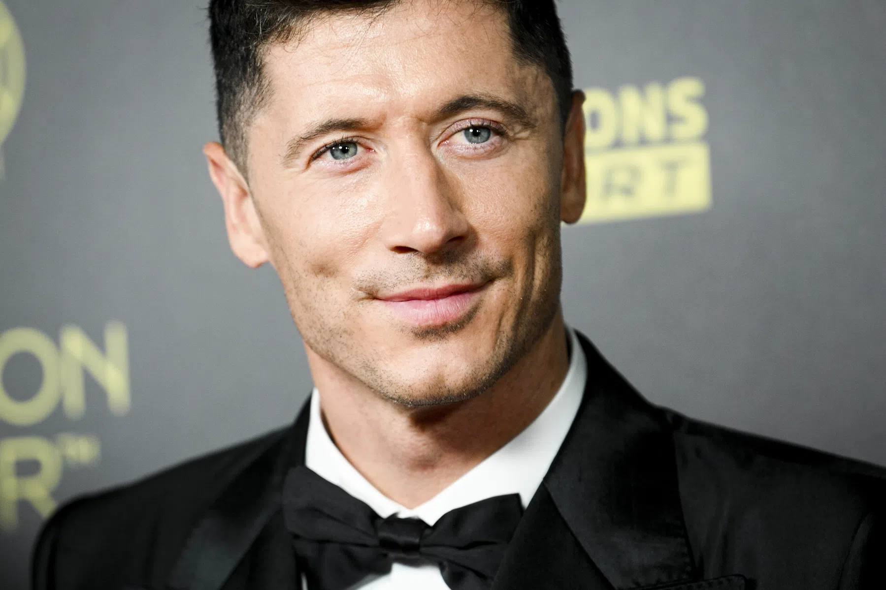 Lewandowski waarschuwt nieuwe generatie spitsen: 'Ik ben er ook nog'