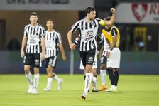 Thumbnail for article: Overtuigend herstel Heracles, Willem II pakt punt op tumultueuze avond