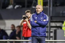 Thumbnail for article: Schreuder verklaart het verschil tussen de eerste en tweede helft van Ajax