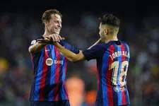 Thumbnail for article: Xavi bevindt zich in spagaat over De Jong: 'Ik ben een enorme liefhebber' 