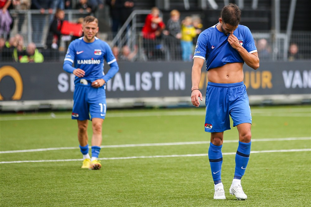 'De trainer zei in de rust dat hij zich schaamt voor ons'