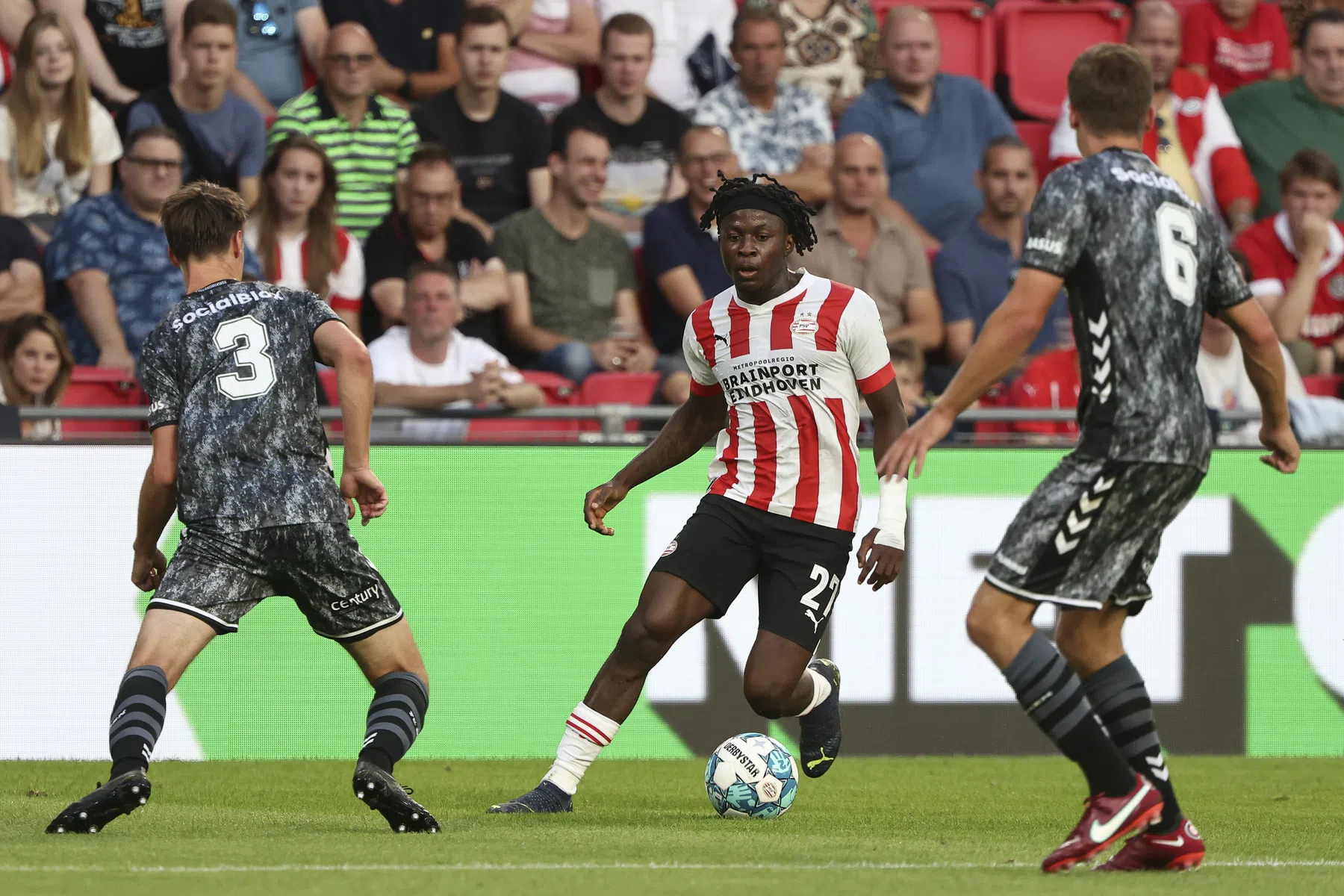 Helmond Sport baalt: 'Maandagavond, dus een sterk Jong PSV...'