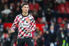 Thumbnail for article: 'Ten Hag houdt ondanks bekoelde relatie deur op een kier voor Ronaldo'