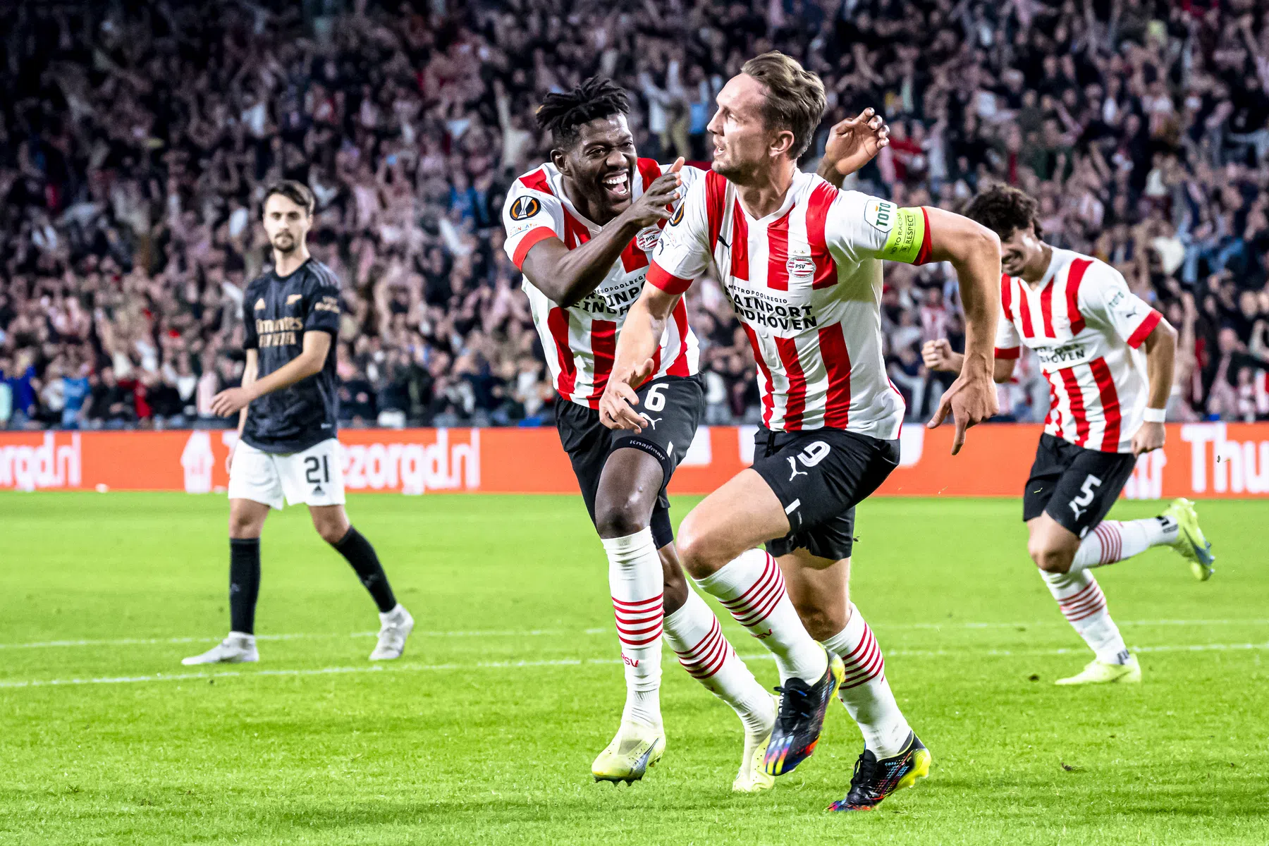 Luuk de Jong euforisch na geslaagde en doeltreffende comeback