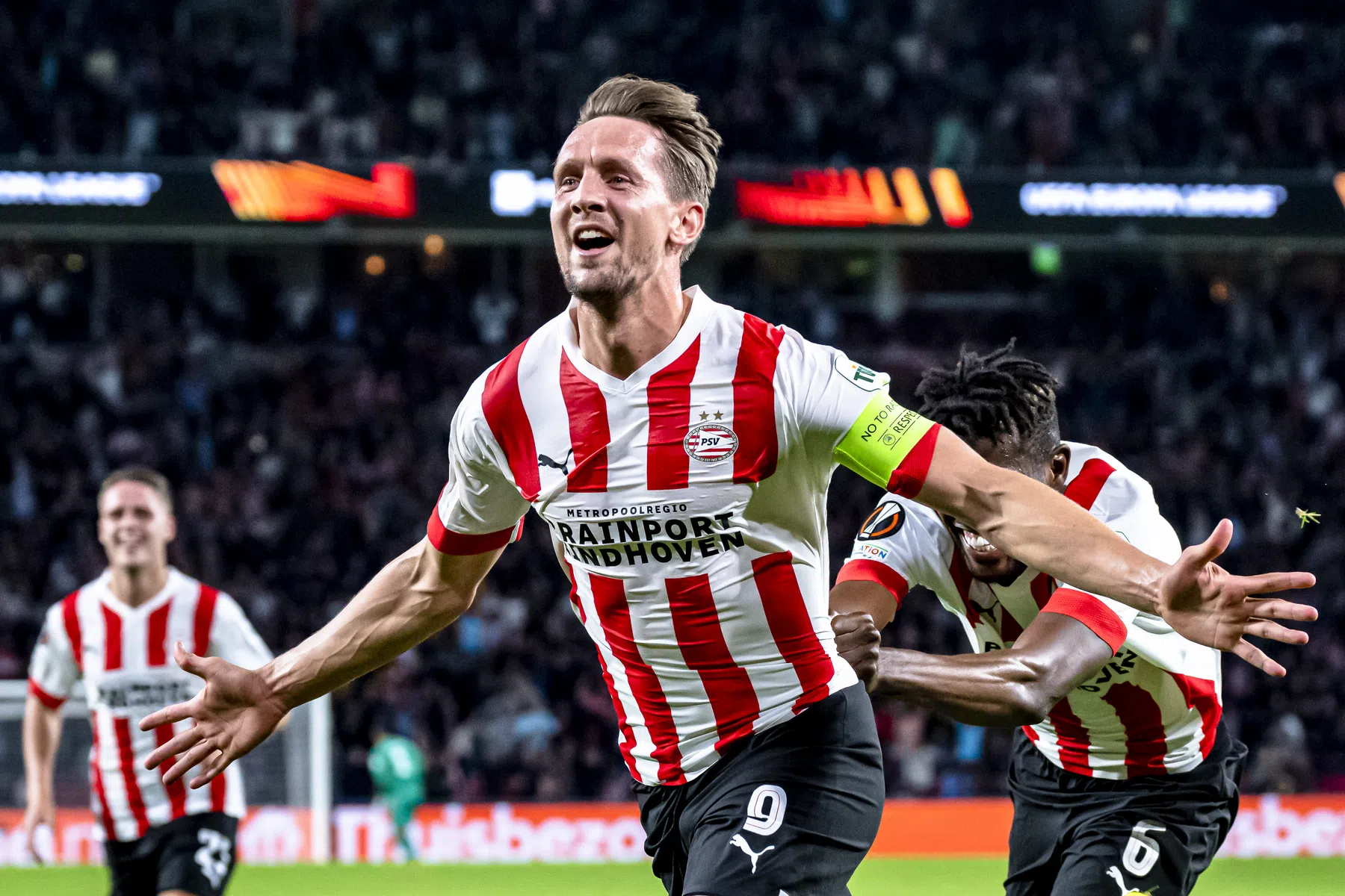 PSV maakt grote indruk tegen Arsenal en gaat door in Europa League