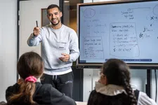 Thumbnail for article: Tientallen uren per week knokken voor Overvecht: het verhaal van El Yaakoubi 