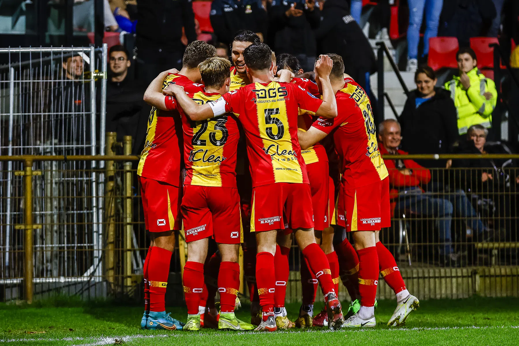 Stuntploeg Go Ahead verslaat Excelsior en is acht wedstrijden ongeslagen