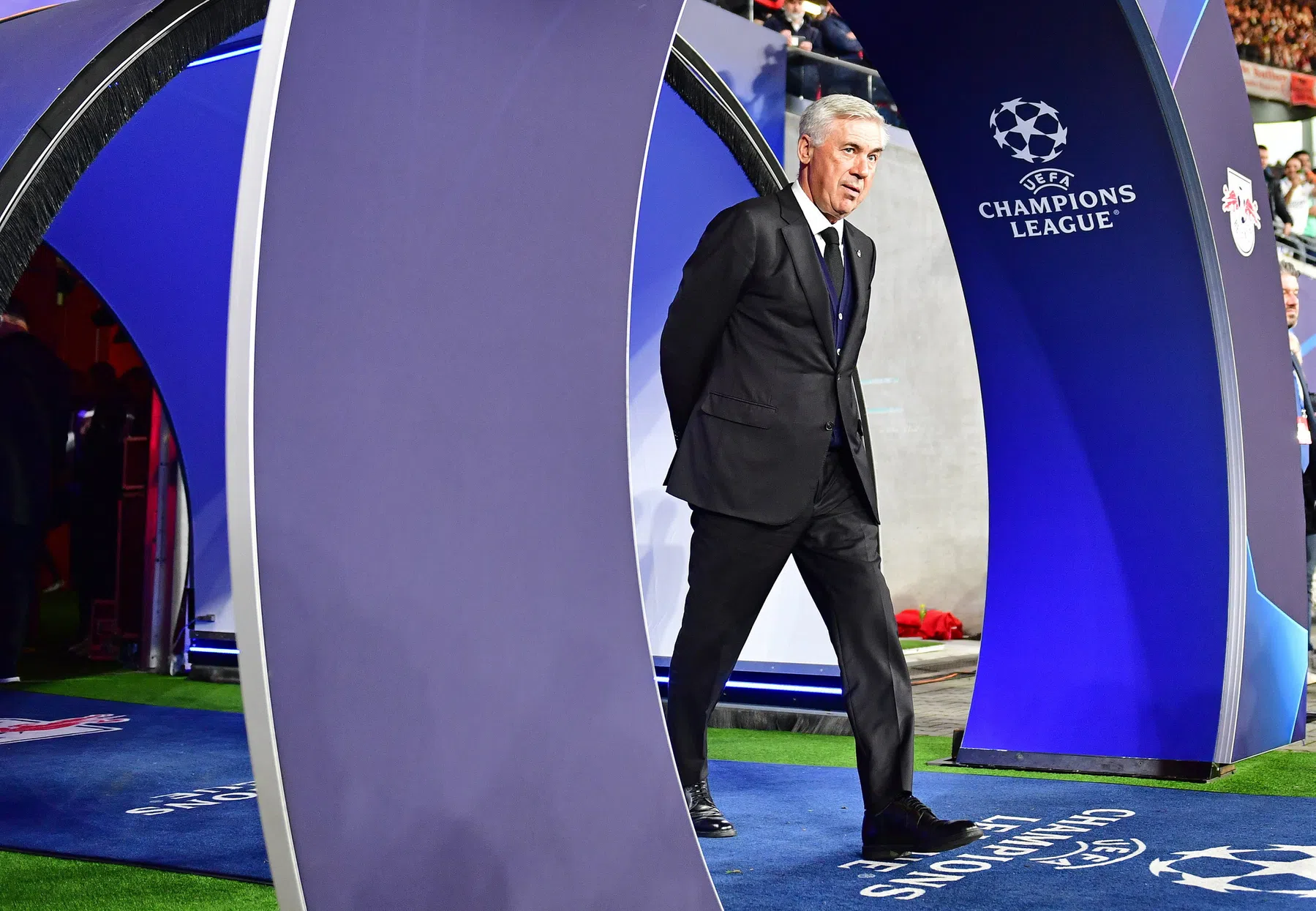 Ancelotti niet bang voor schorsing: 'Ik heb 1200 wedstrijden meegemaakt' 