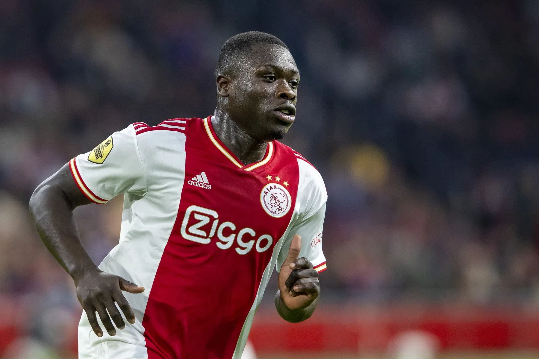 Brobbey over kennismaking met Van Gaal: 'Hij zet je wel op scherp'
