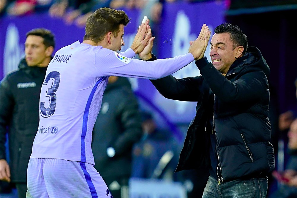 Xavi kan Piqué geen basisplaats beloven bij afscheid van Camp Nou