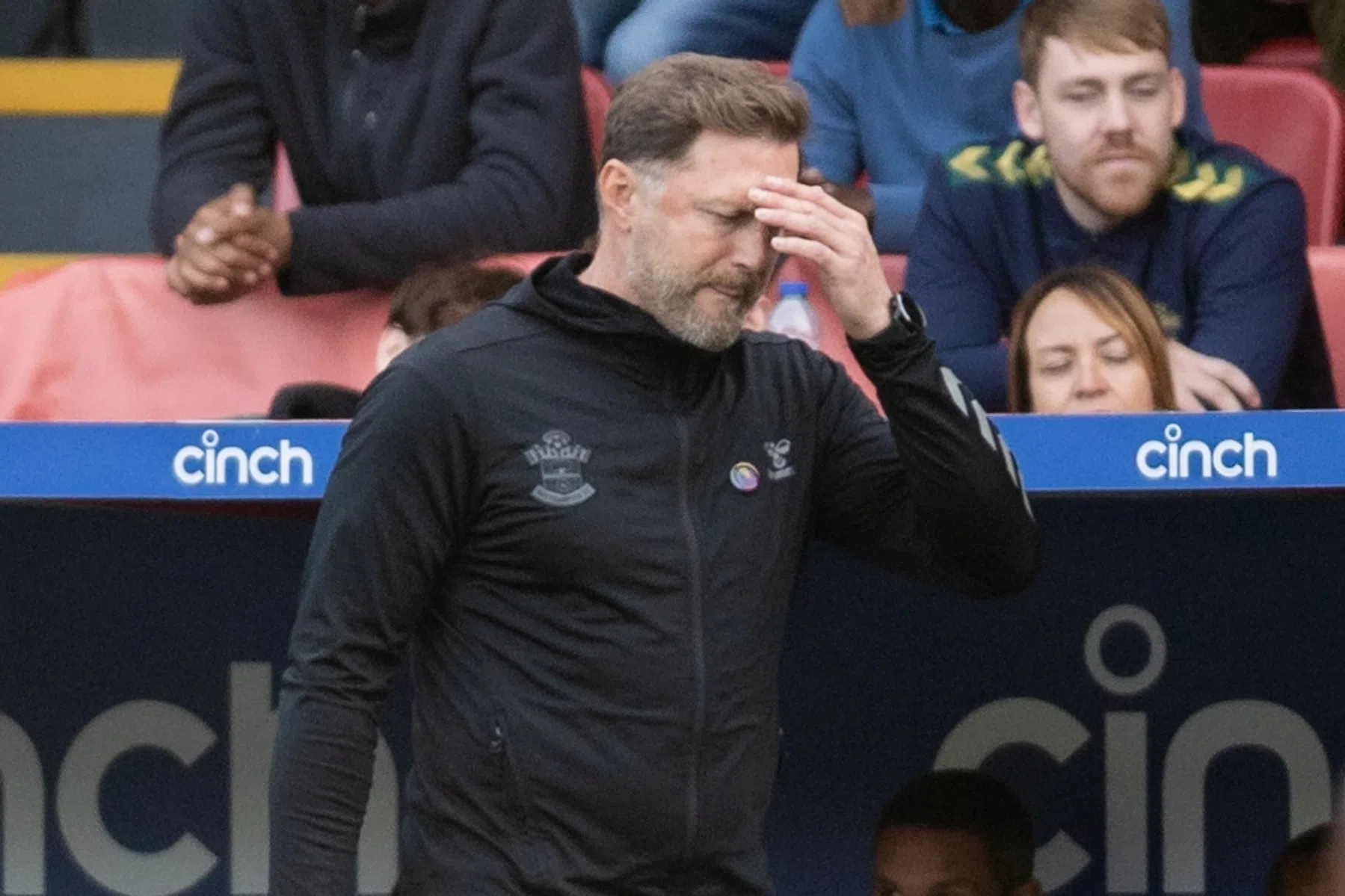 'Vijfde Premier League-ontslag is een kwestie van tijd na ruime nederlaag' 