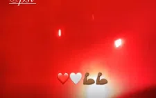 Thumbnail for article: Spelersbus PSV onthaald door honderden fans met vuurwerk