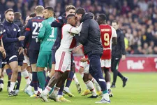 Thumbnail for article: Analisten wijzen naar Ajax na opstootjes tegen PSV: 'Het is echt sneu' 