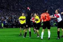 Thumbnail for article: Rode kaart in slotduel brengt Piqué in illuster rijtje met deze topspelers