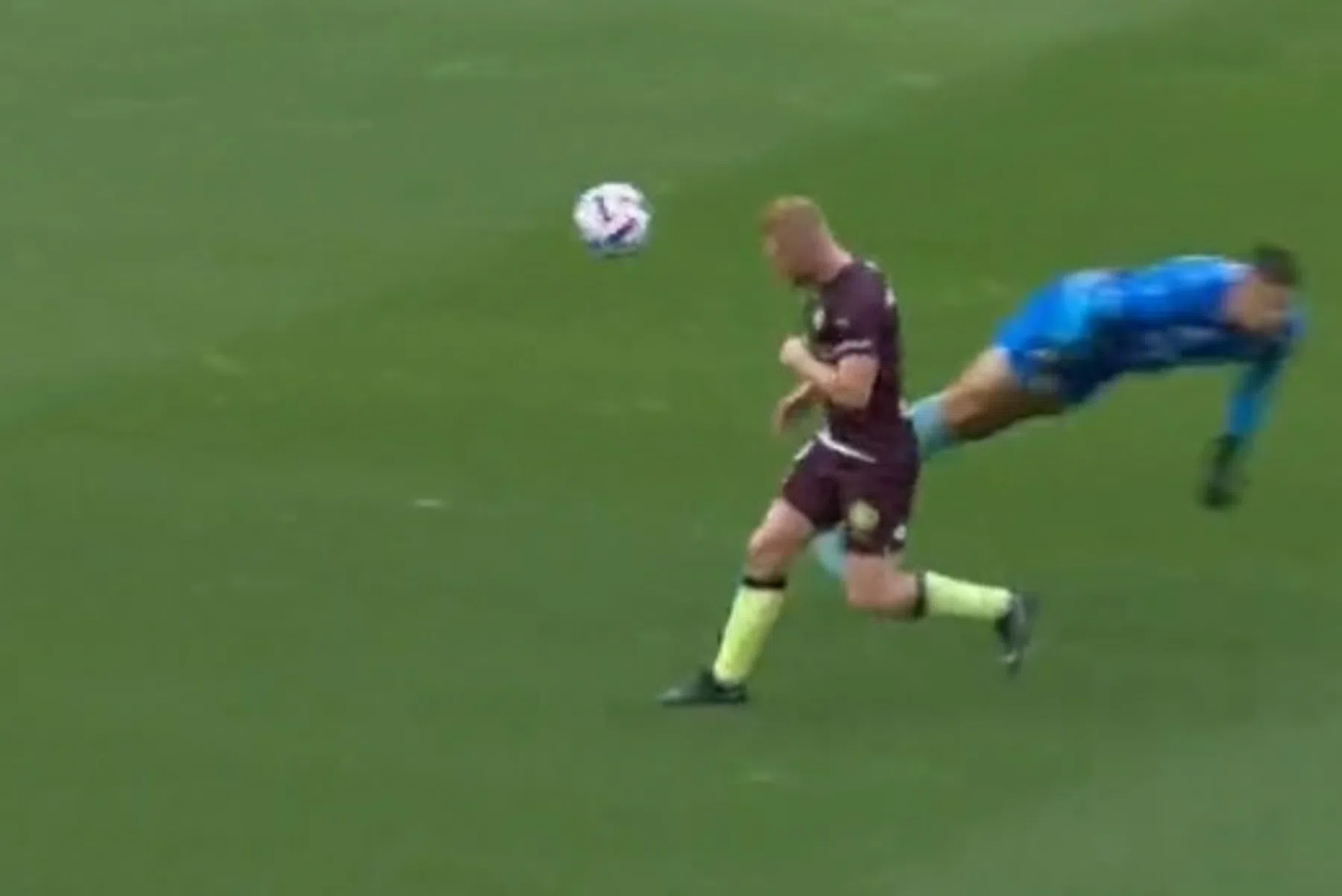 Van der Venne laat keeper vliegen en is los in Melbourne