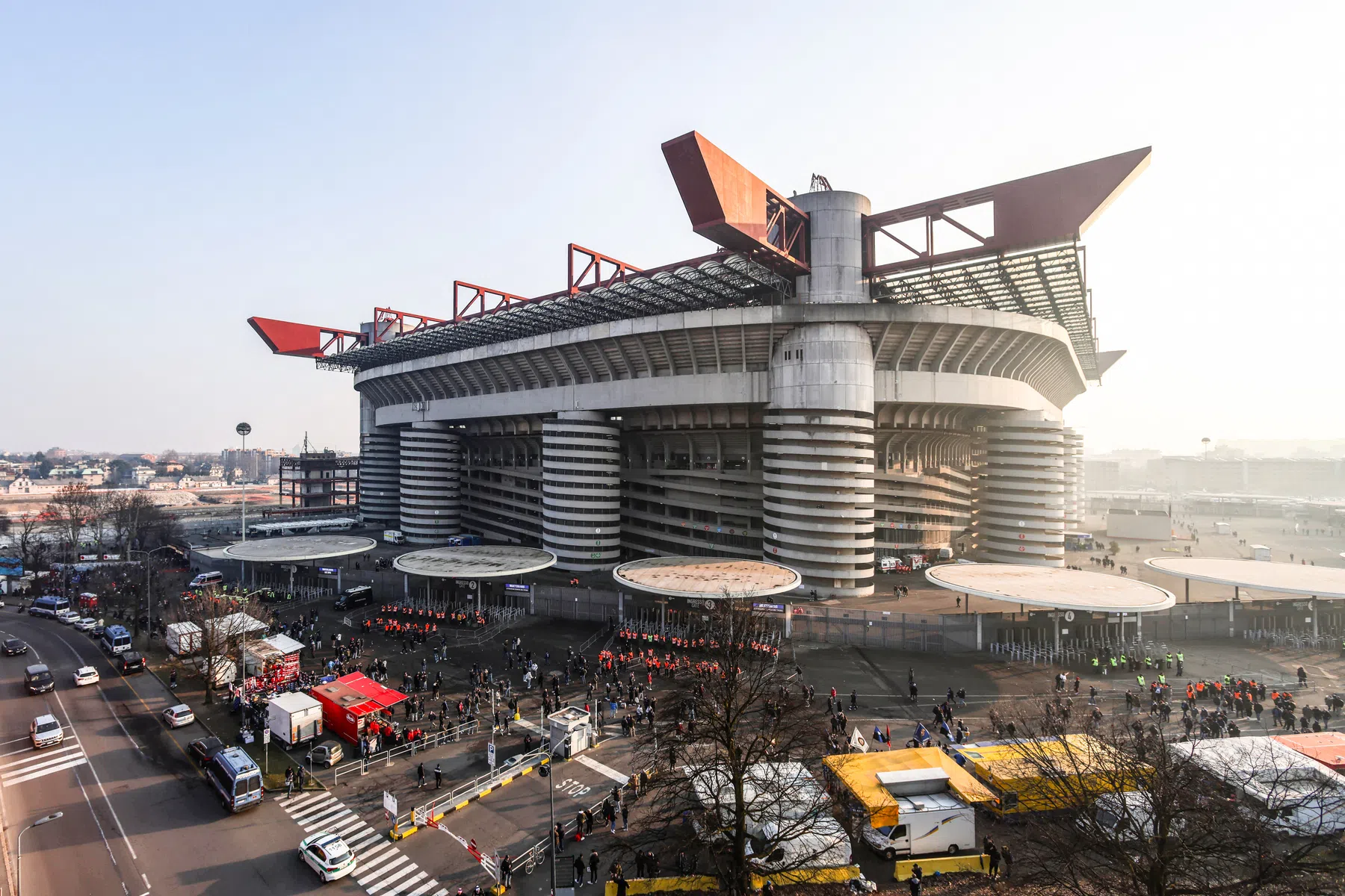 Historie in Milaan: een bezoek aan de iconische voetbaltempel nu het nog kan