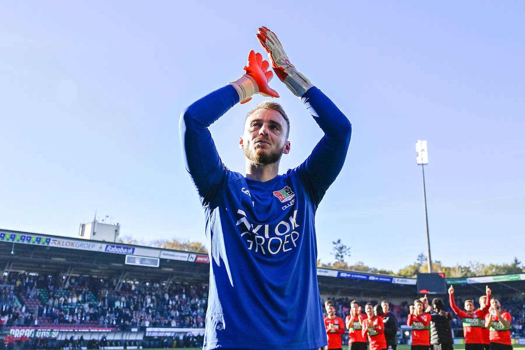 Cillessen legt na emotionele middag uit waarom hij het niet eens is met Van Gaal