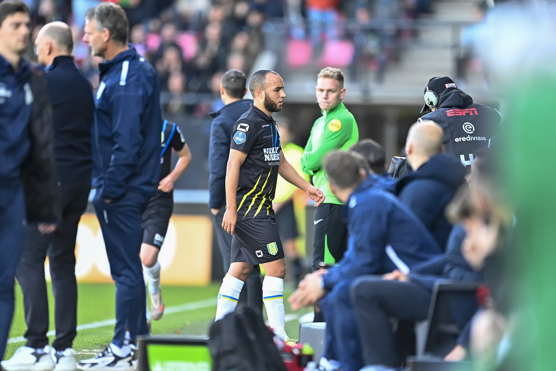 Bel Hassani eerlijk: 'Een domme actie, ik laat mijn team in de steek'