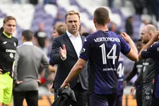 Thumbnail for article: Anderlecht-baas doet bij presentatie nieuwe directeur belofte aan Veldman