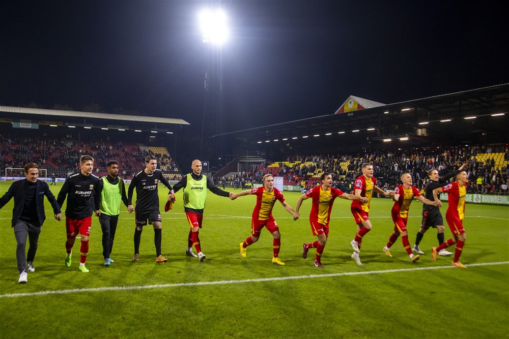 Winterrapport Go Ahead: spektakel onder Hake