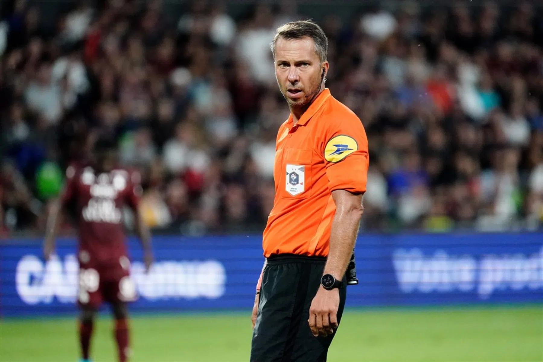 Plotseling overlijden scheidsrechter (42) zorgt voor schok in Franse voetbal