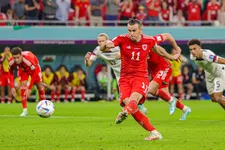 Thumbnail for article: Wales wordt te laat wakker: Bale redt punt tegen de Verenigde Staten
