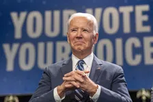Thumbnail for article: Biden wenst Amerikaans voetbalteam succes voor WK: 'Let's go shock them all!'