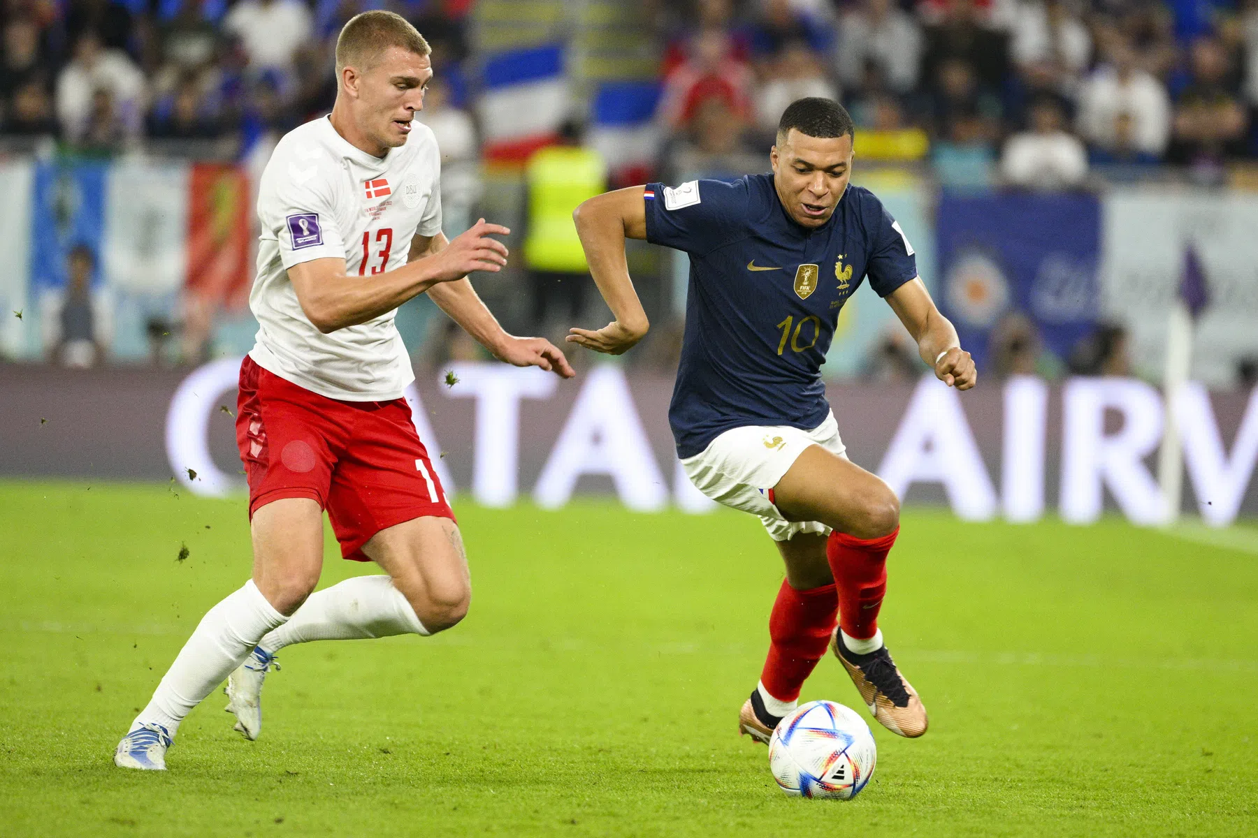 Mbappé helpt Fransen langs angstgegner Denemarken en naar achtste finales