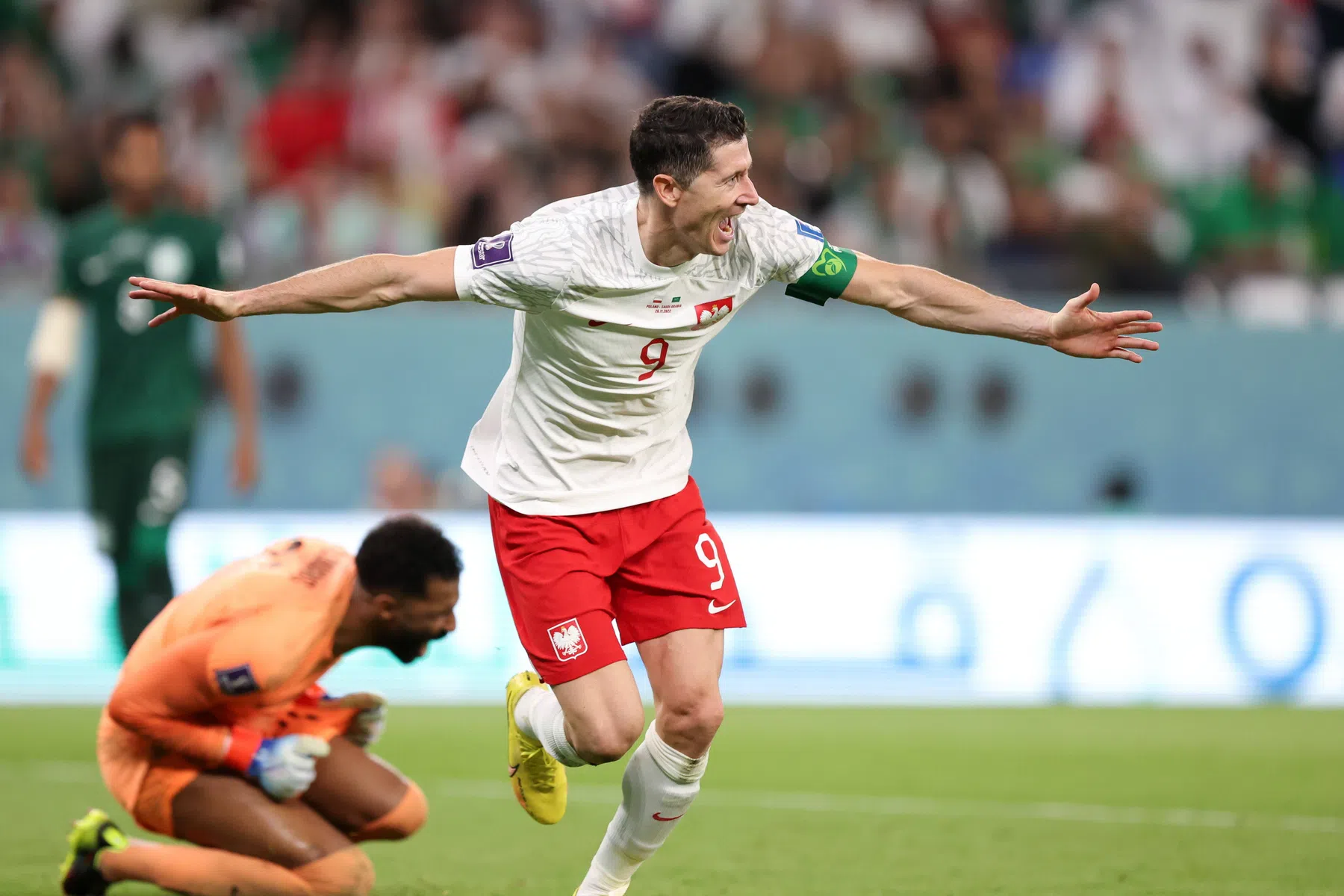 Emotionele Lewandowski verklaart zijn tranen na eerste WK-doelpunt