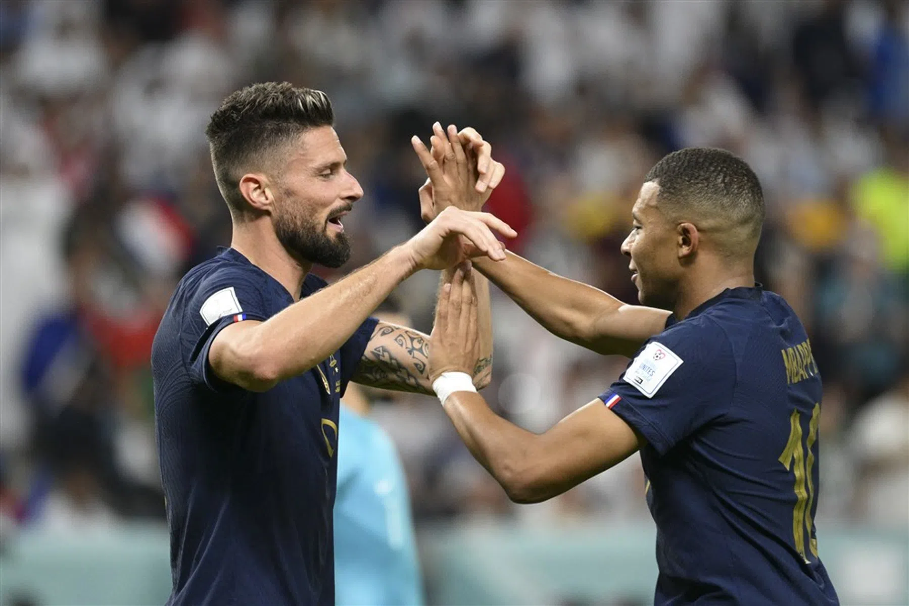 Mbappé en Giroud: slaat het koningskoppel van Frankrijk weer toe?
