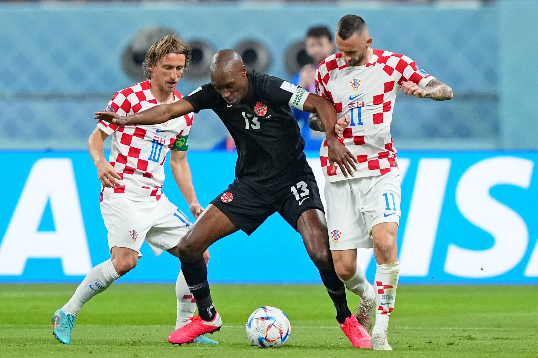 Hutchinson krijgt onbedoeld lachers op de hand bij stoppen van bloedneus