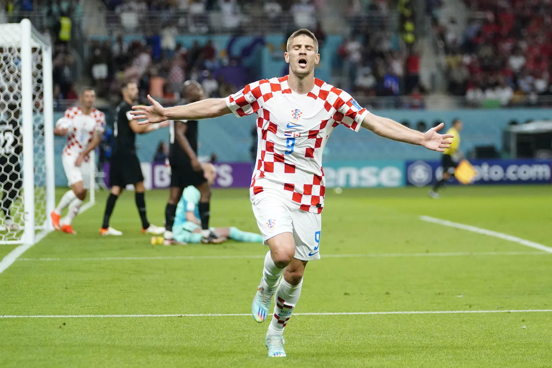 Kroatië herpakt zich na snelste goal van dit WK en bezegelt lot van Canada