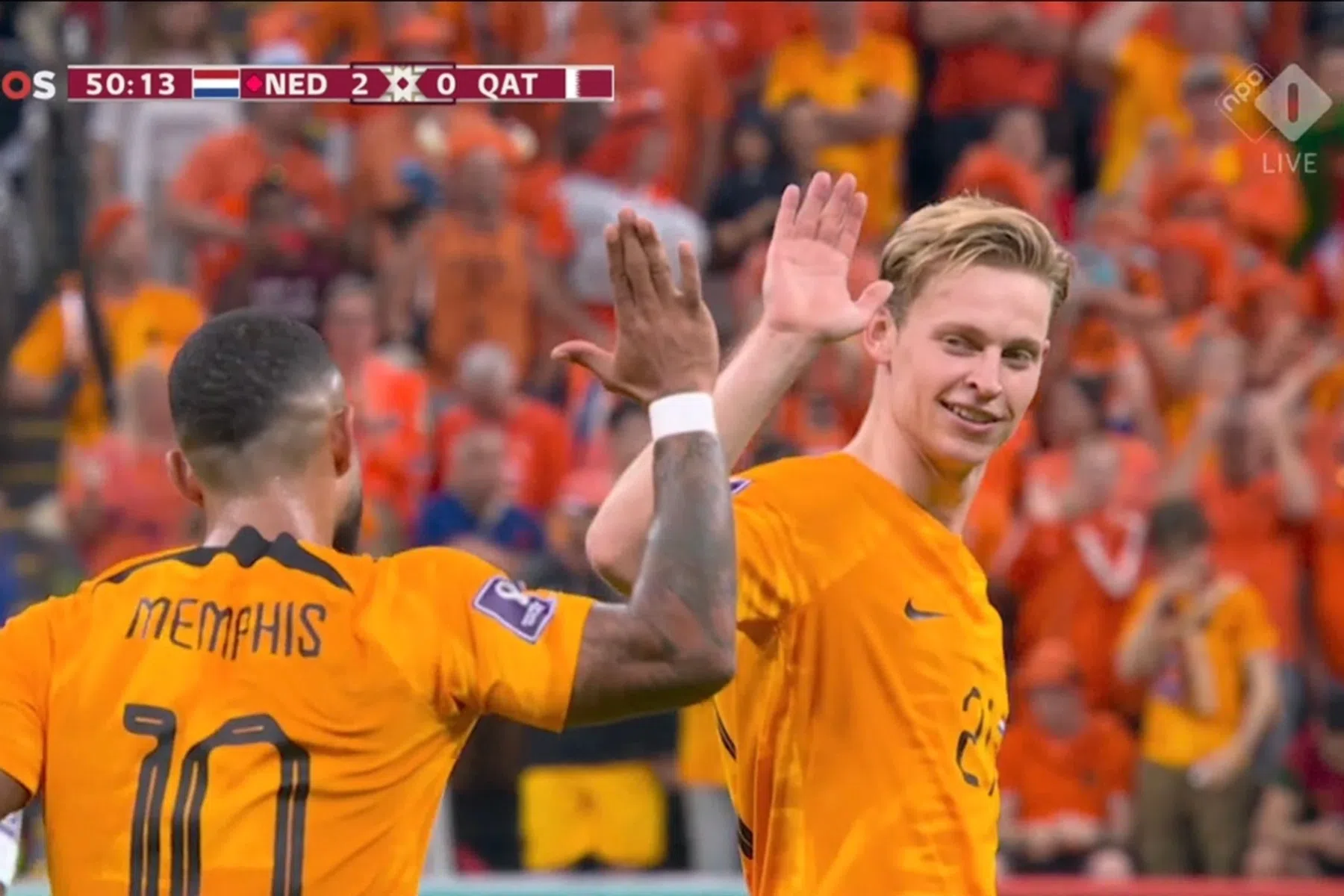 De Jong loodst Oranje richting veilige haven met pas tweede interlandgoal